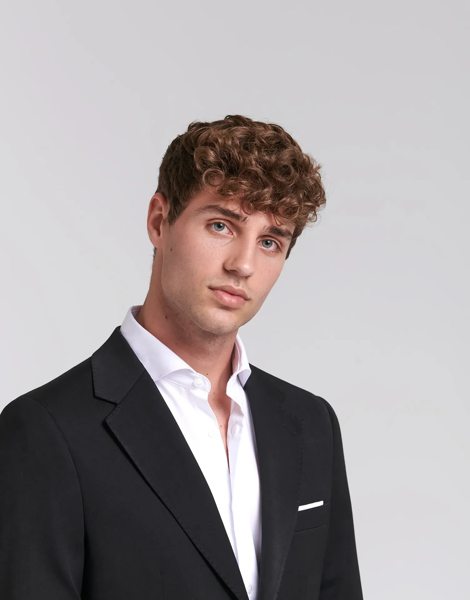 AMERICANA TRAJE BASICO SATIN - Image 15