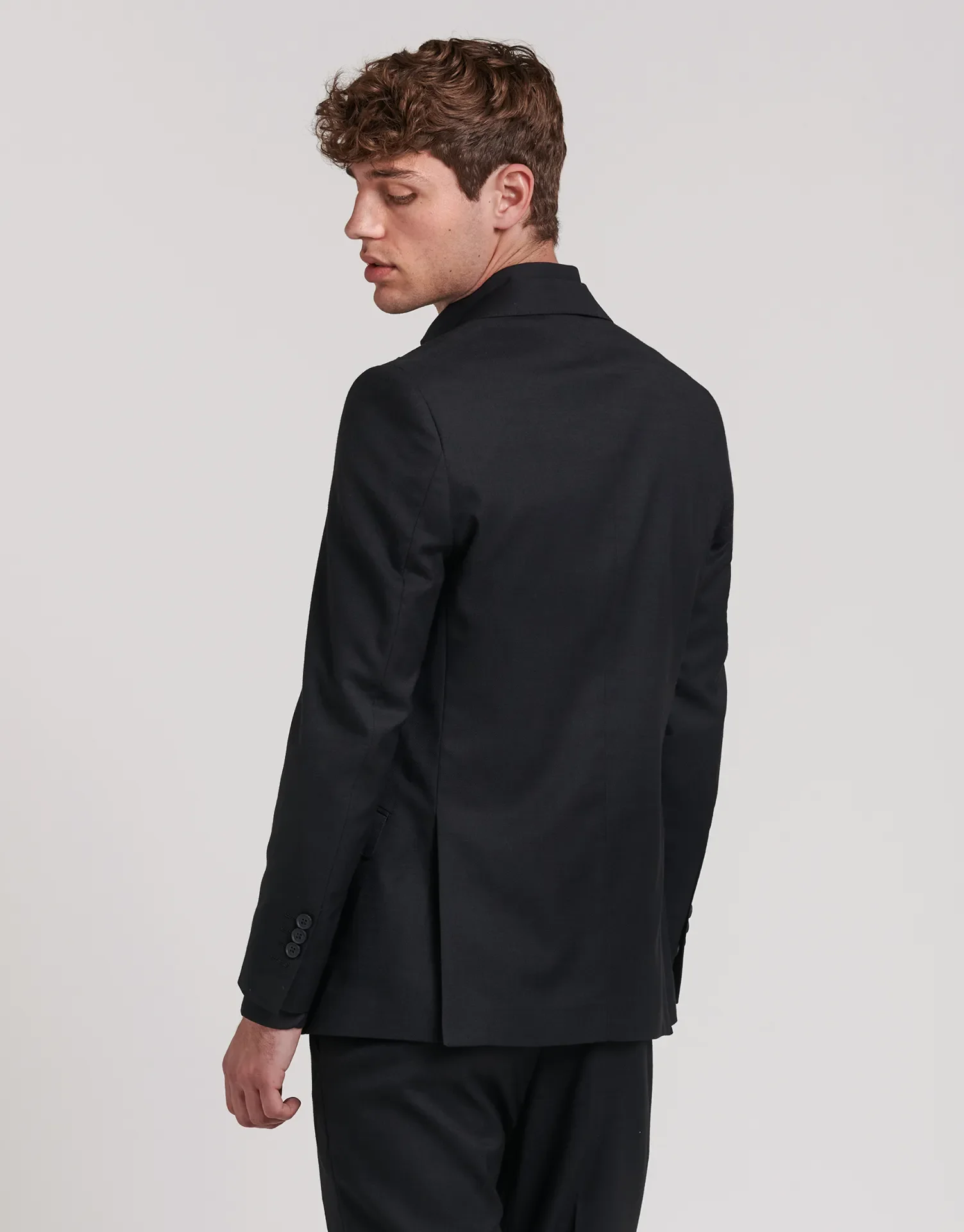 AMERICANA TRAJE ENTALLADA SOLAPA PUNTA - Image 17