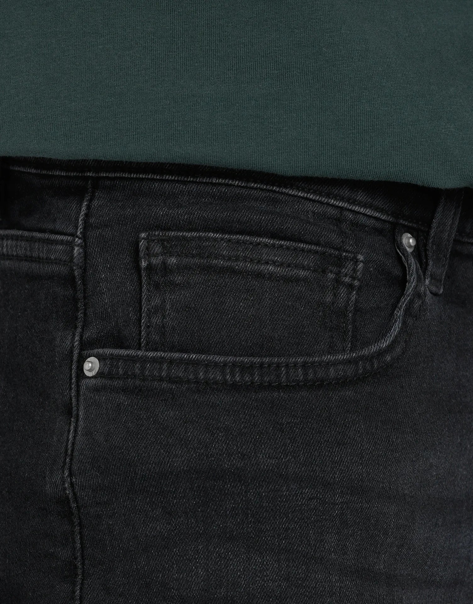 BERMUDA DENIM REGULAR FIT - Image 16