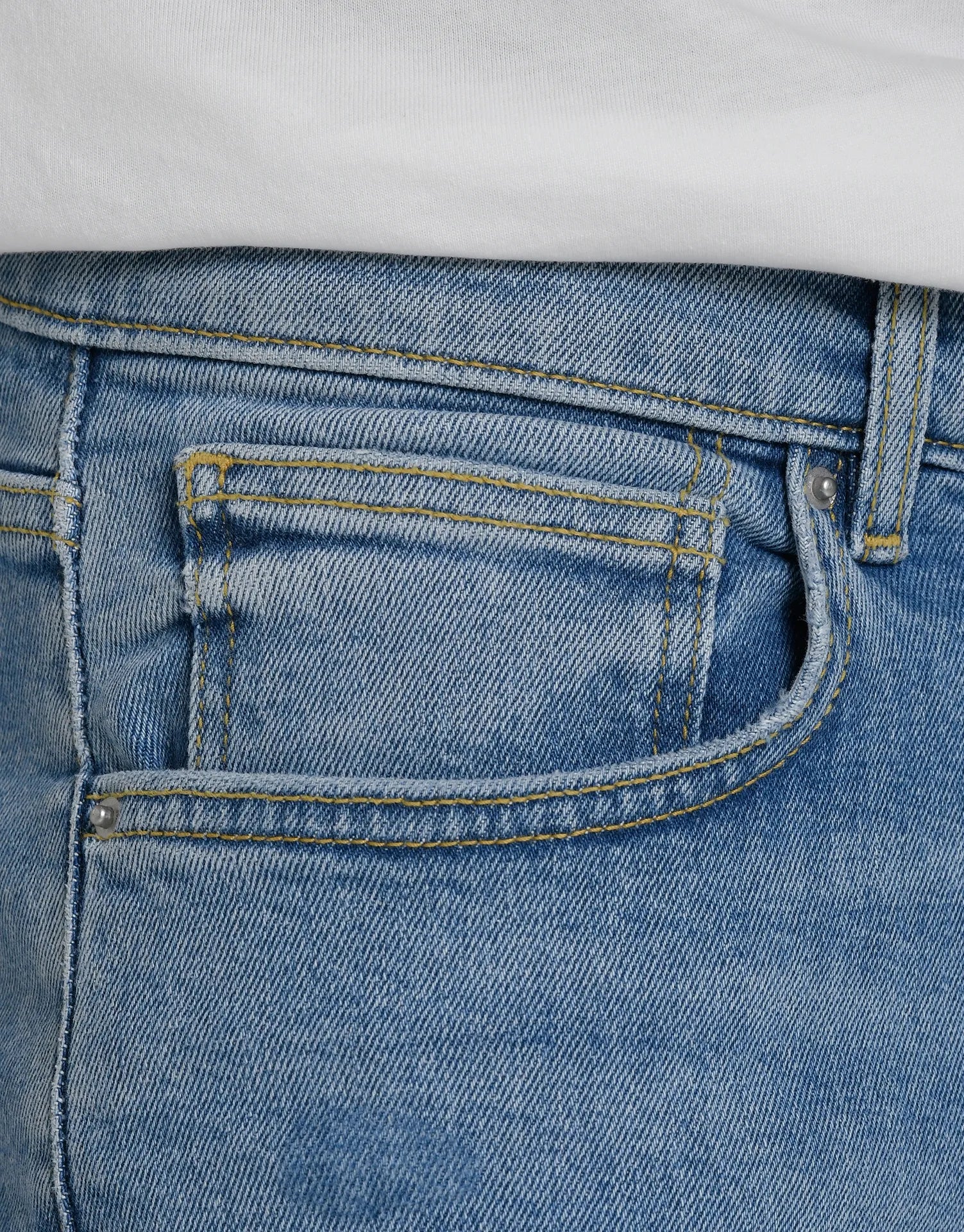 BERMUDA DENIM REGULAR FIT - Image 16