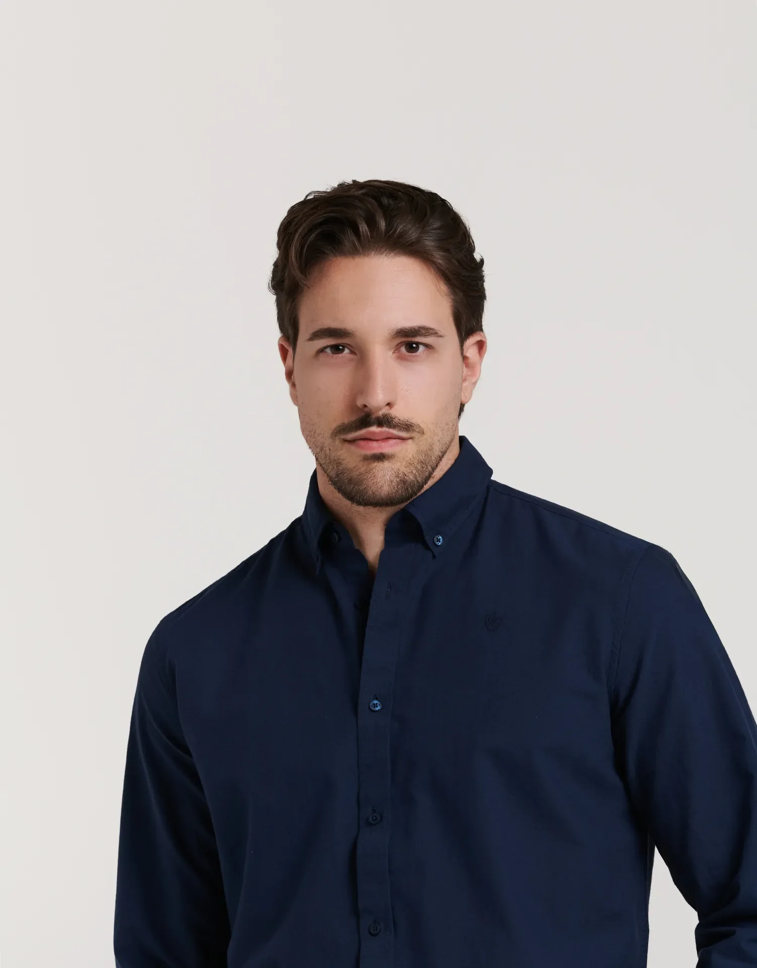 CAMISA LISA OXFORD - Image 11