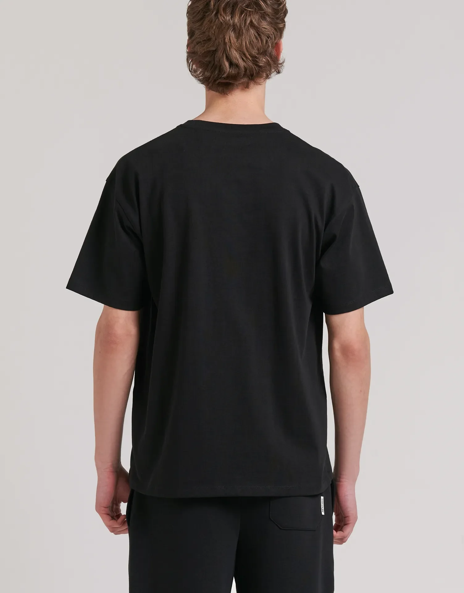 CAMISETA BASICA OVERSIZE - Image 21