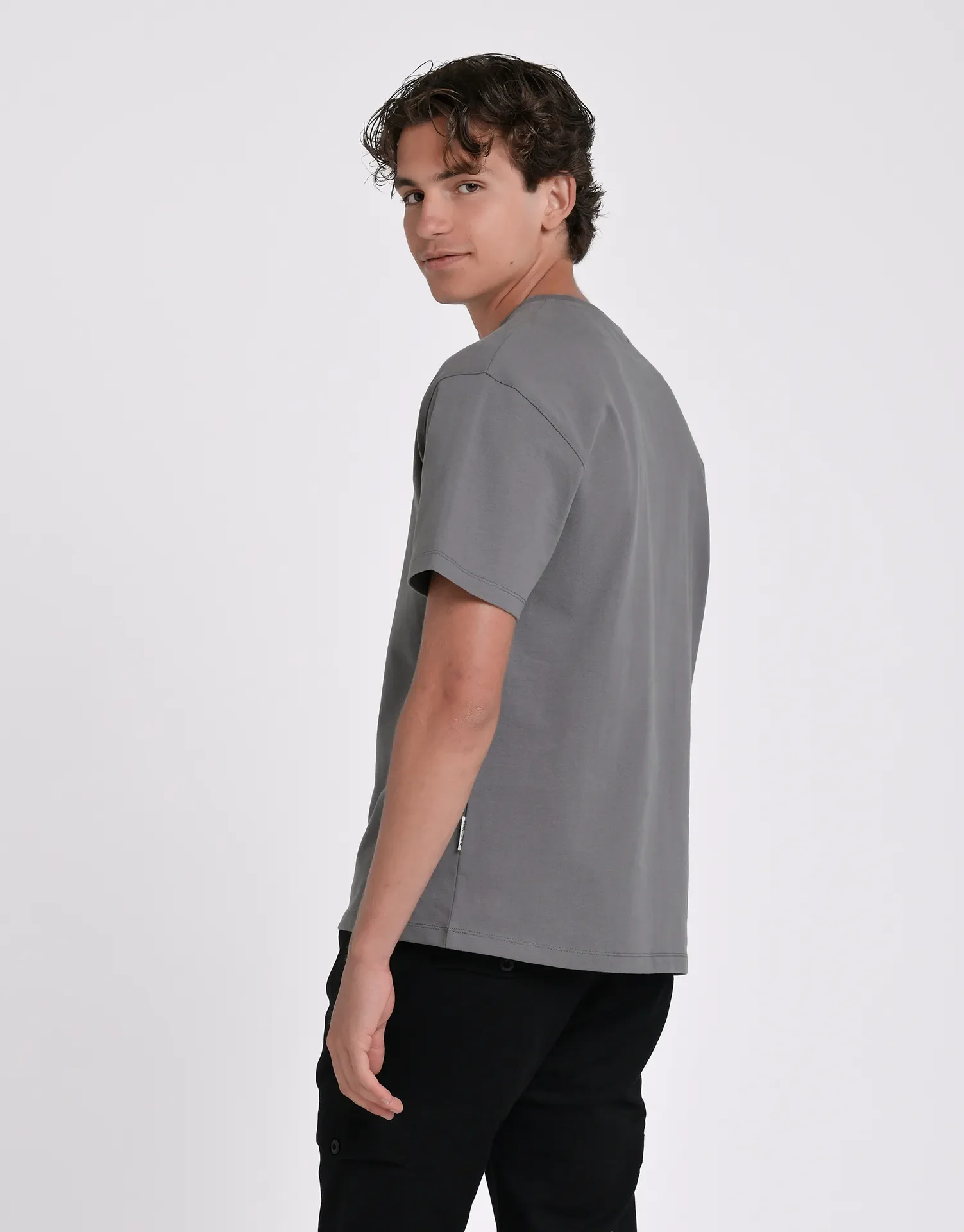 CAMISETA LISA OVERSIZE - Image 21
