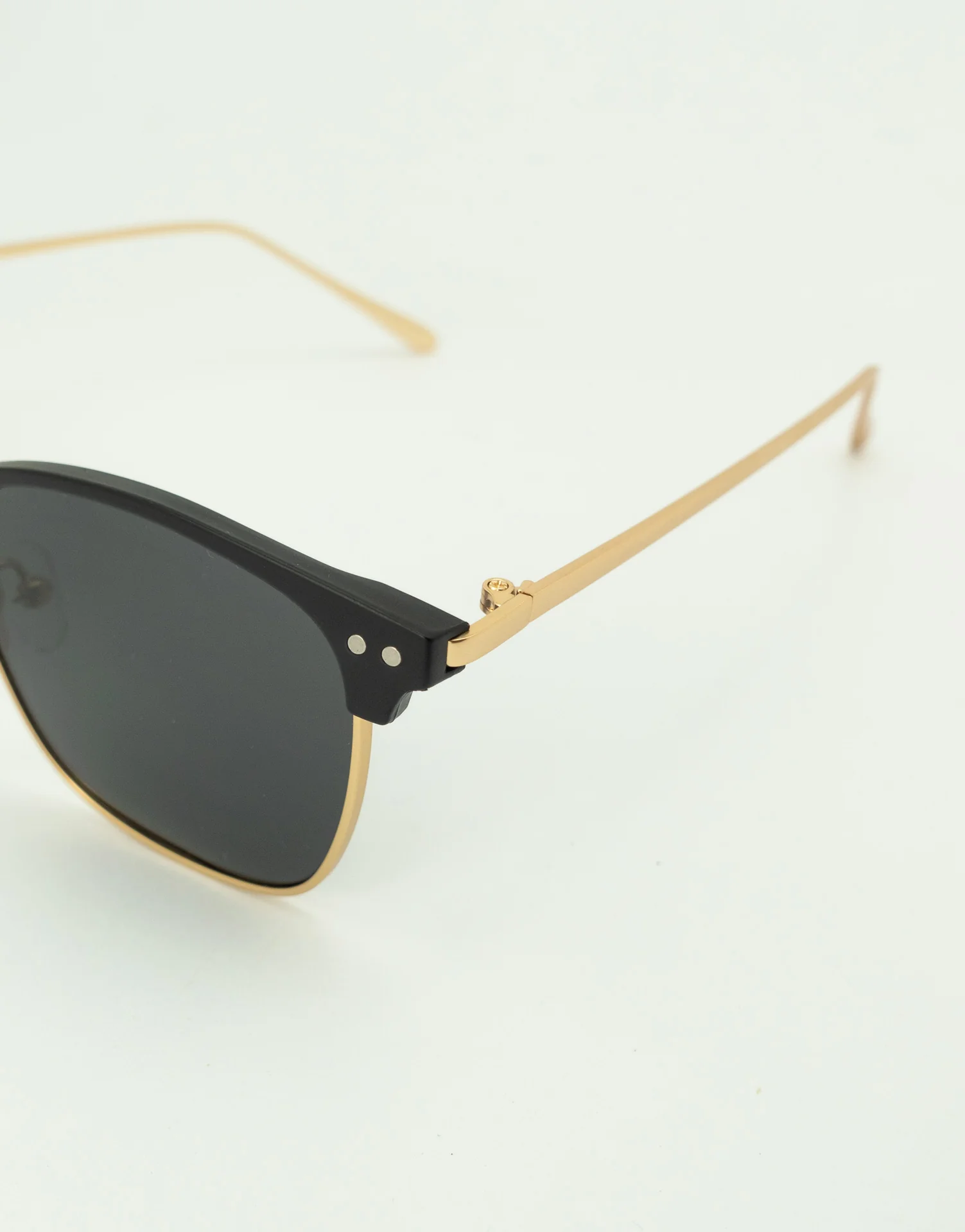 GAFAS SOL METAL DORADO - Image 6