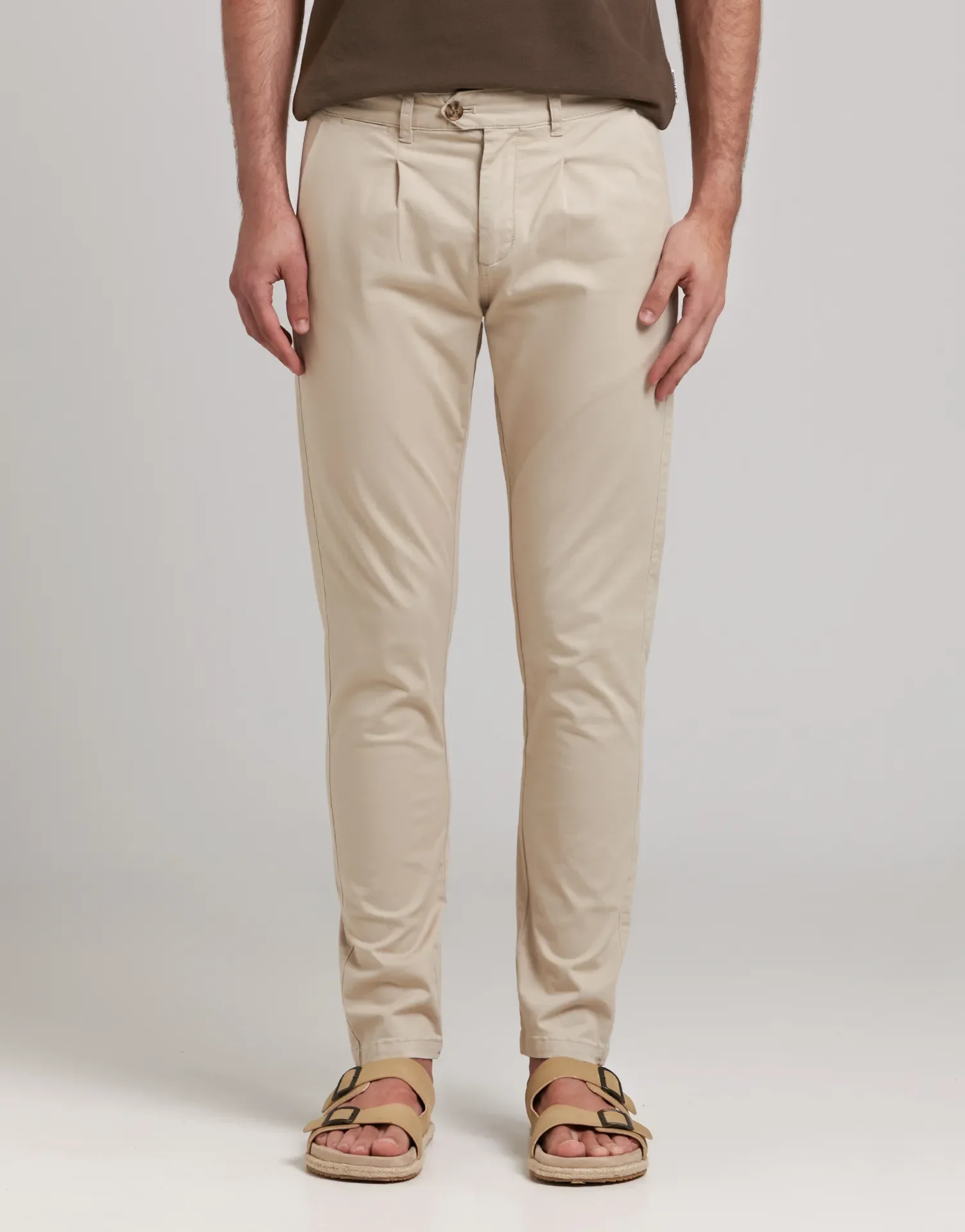 PANTALÓN ALGODÓN CHINO CON PINZA Z02 - Image 2