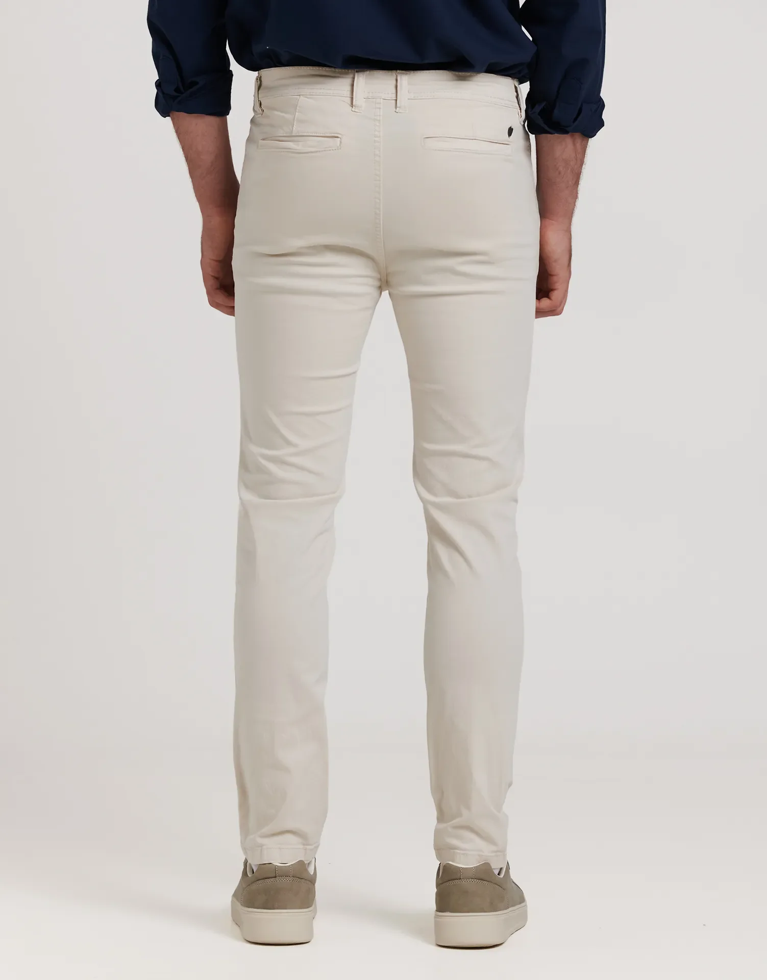 PANTALON CHINO BASIC Z00 - Image 4