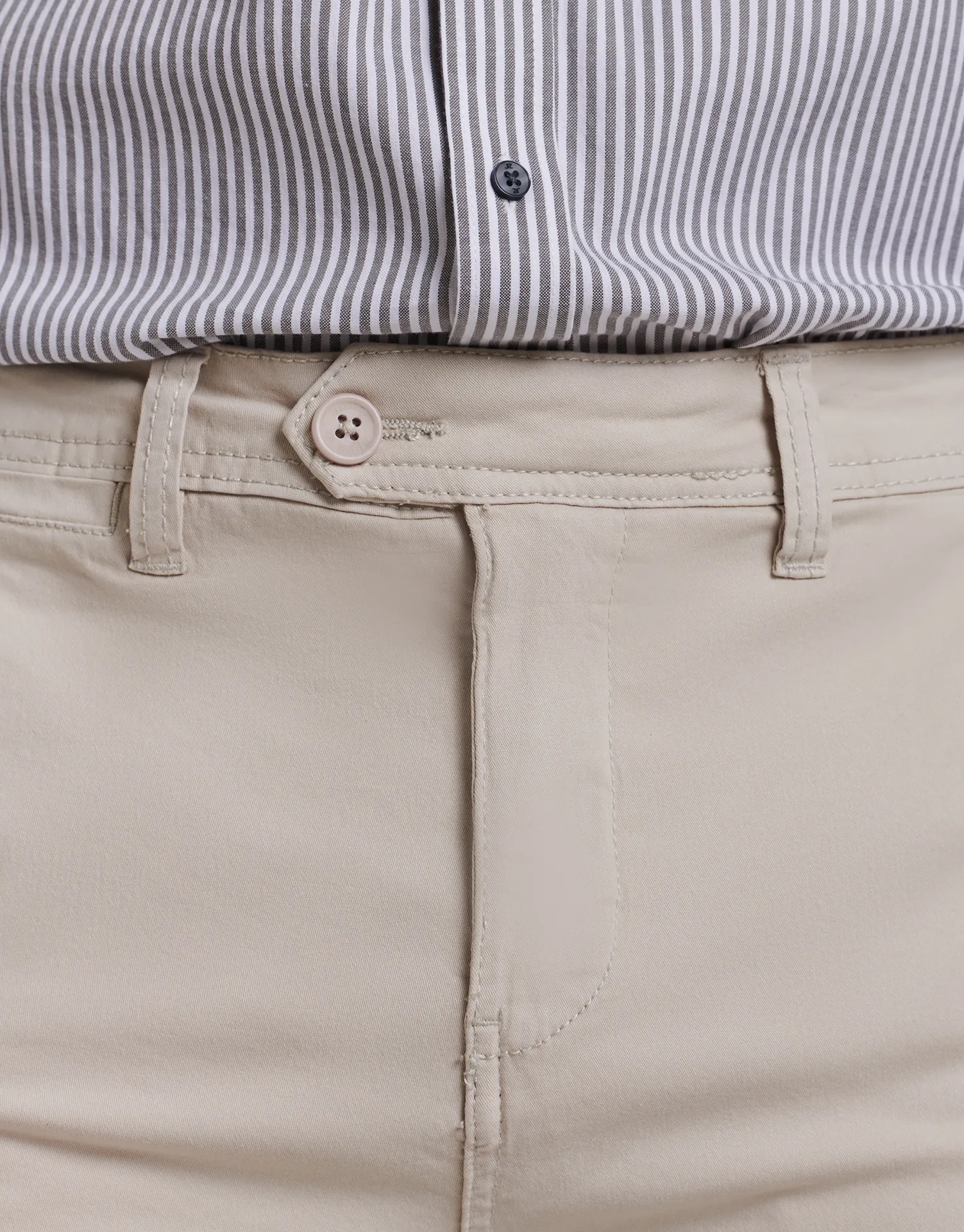 PANTALON CHINO BASIC Z00 - Image 2