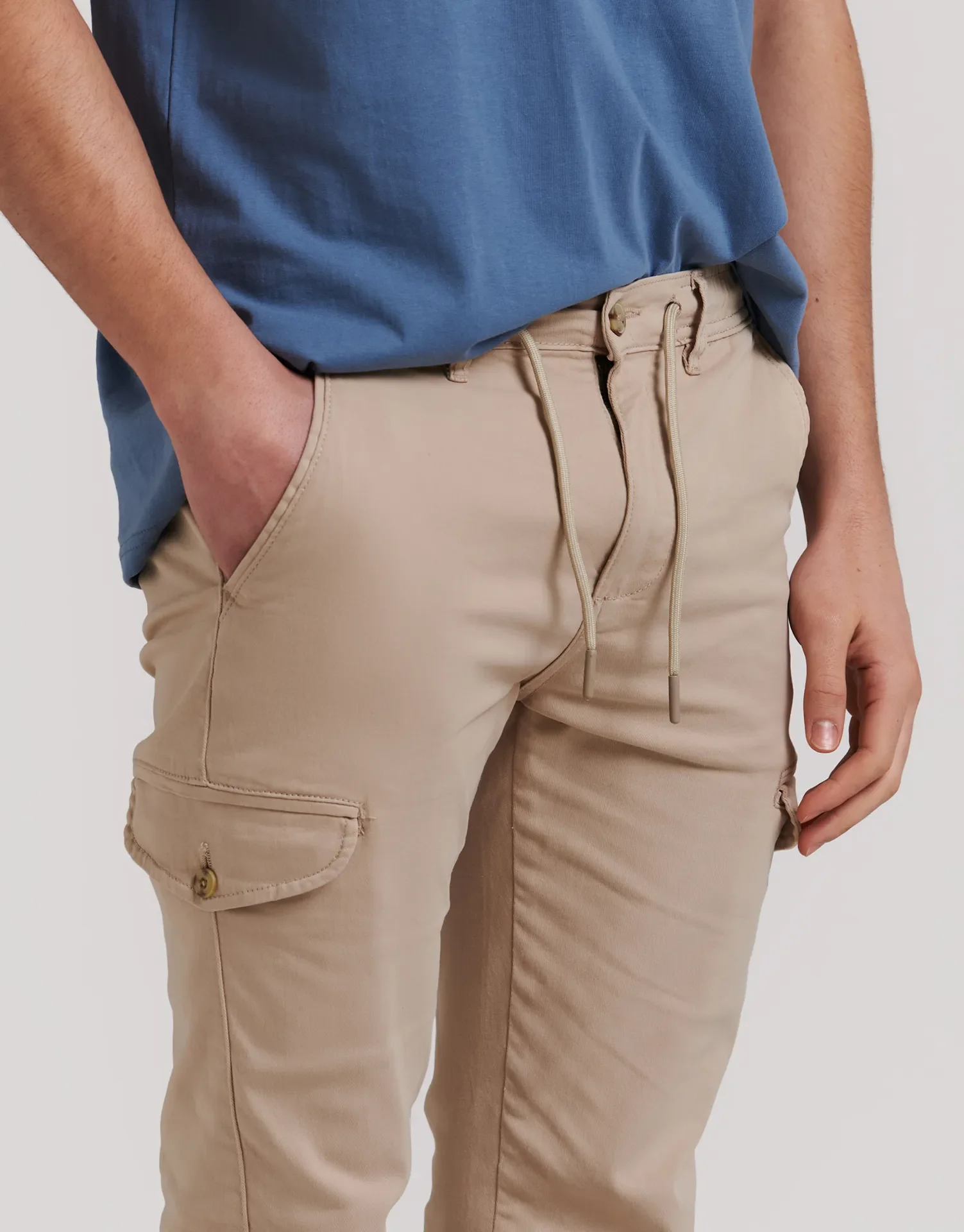 PANTALON JOGGER CARGO Z05 - Image 3