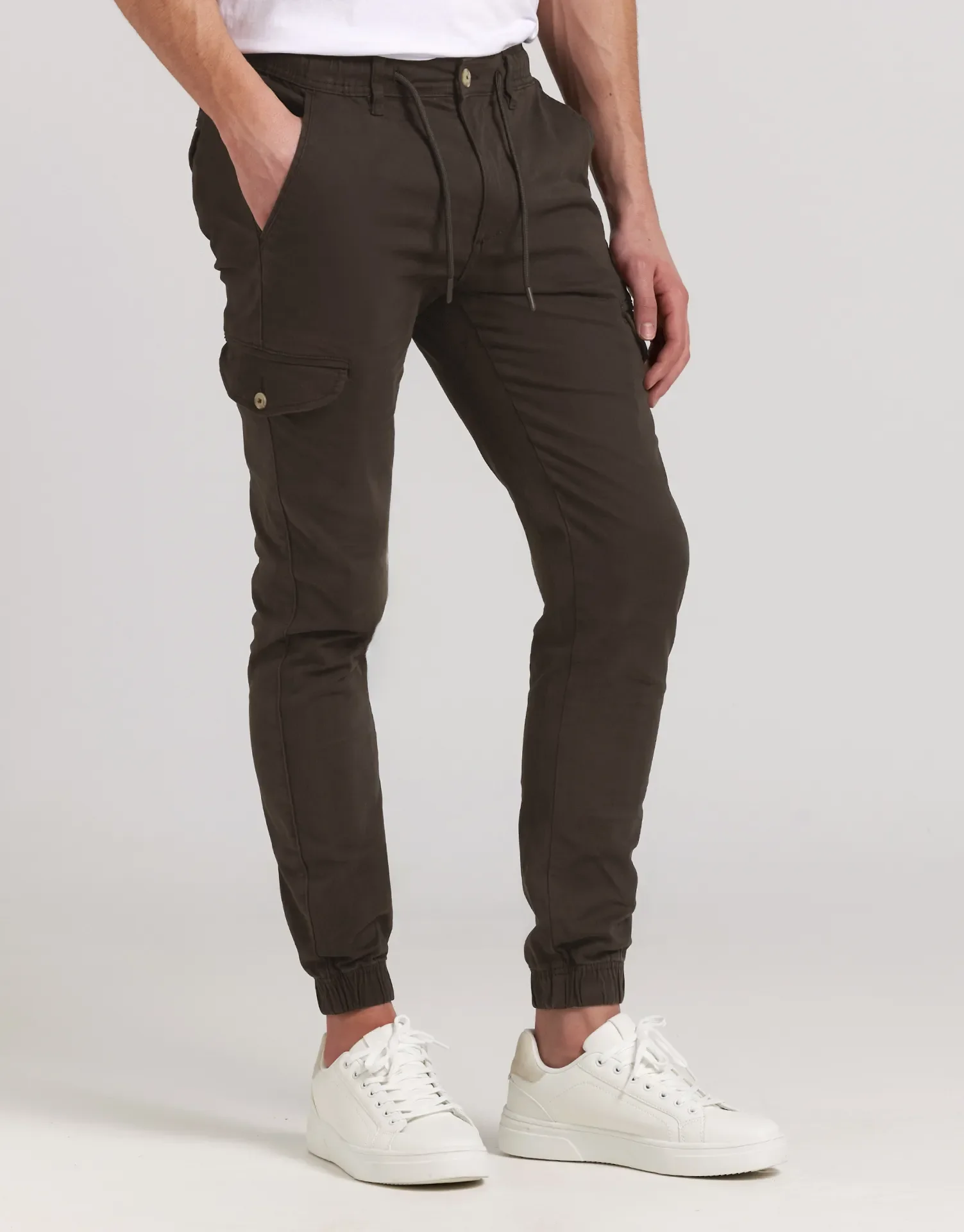 PANTALON JOGGER CARGO Z05 - Image 44