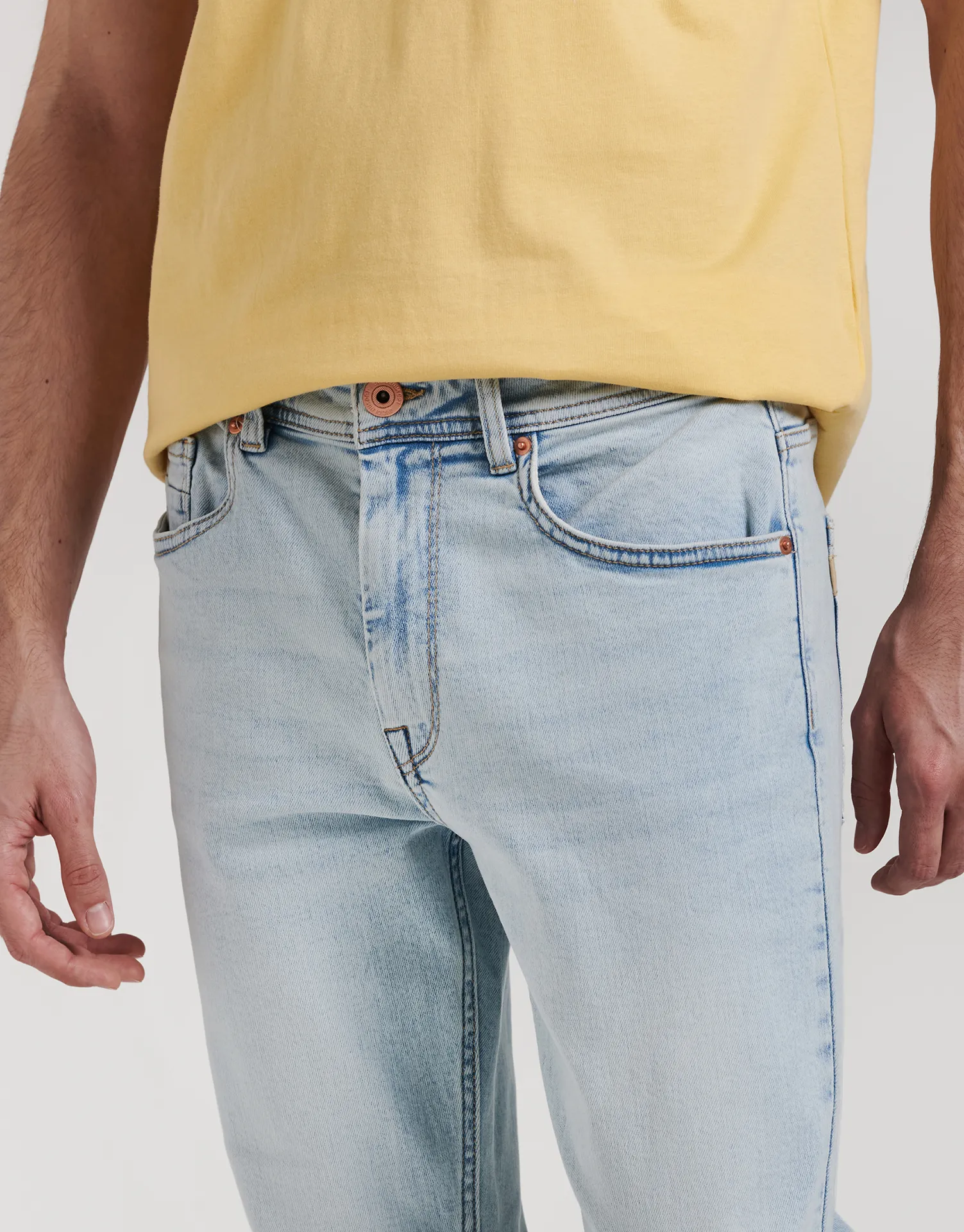 PANTALON VAQUERO COMFORT FIT - Image 4