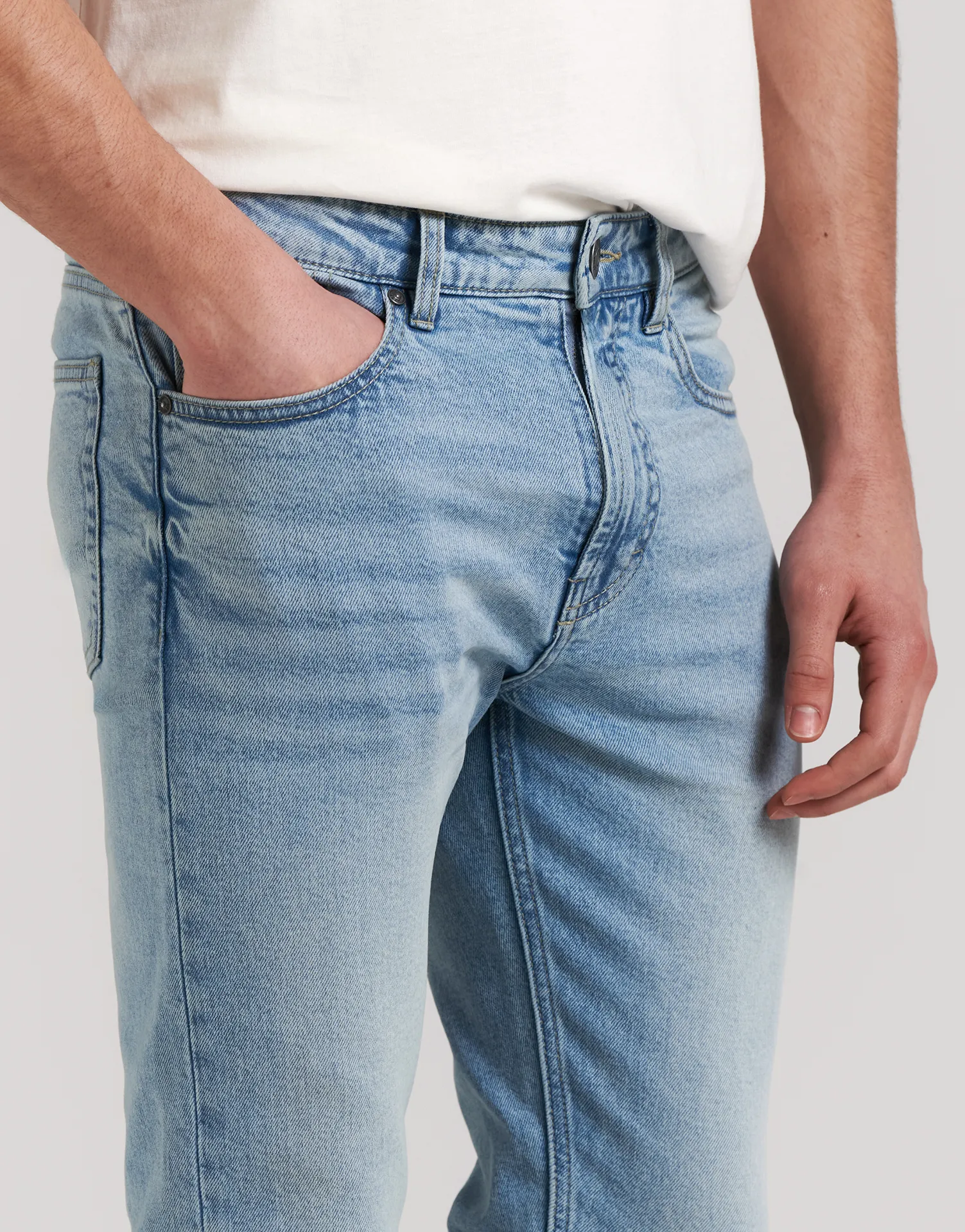 PANTALON VAQUERO SLIM FIT - Image 4
