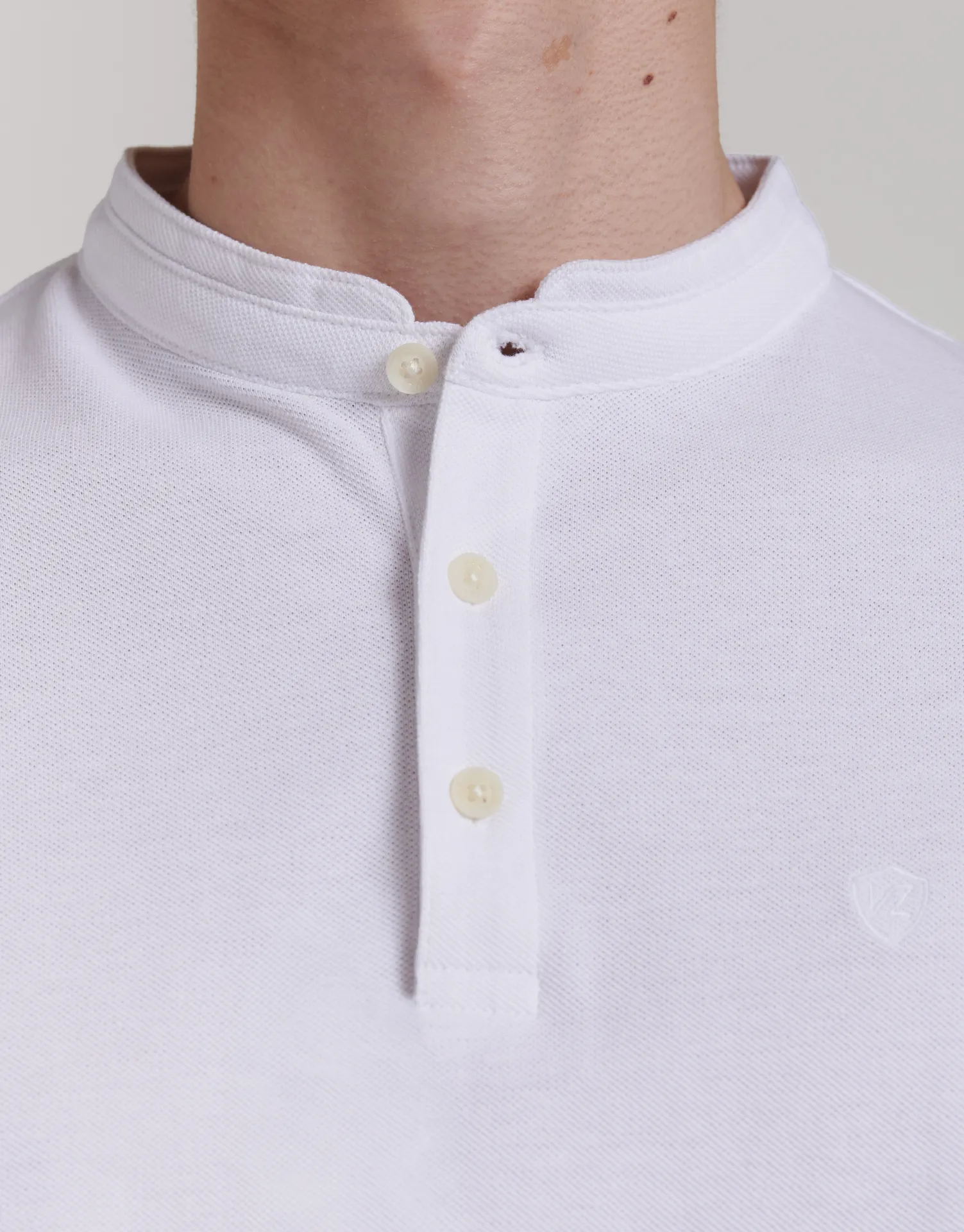 POLO BASICO CUELLO MAO - Image 11