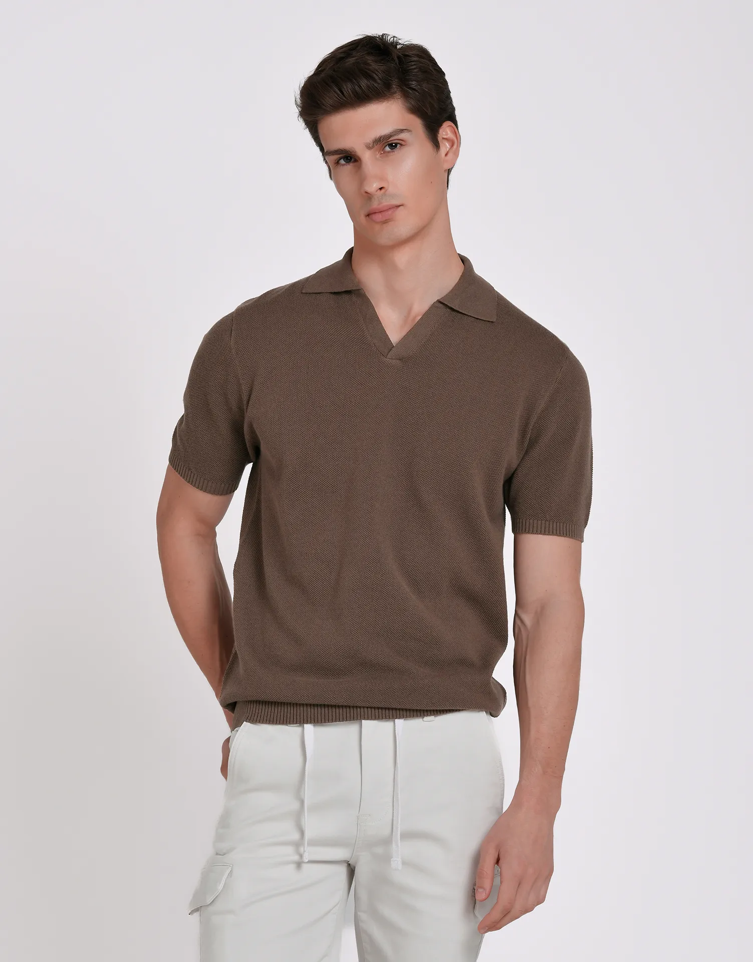 POLO ESTRUCTURA CUELLO V - Image 23