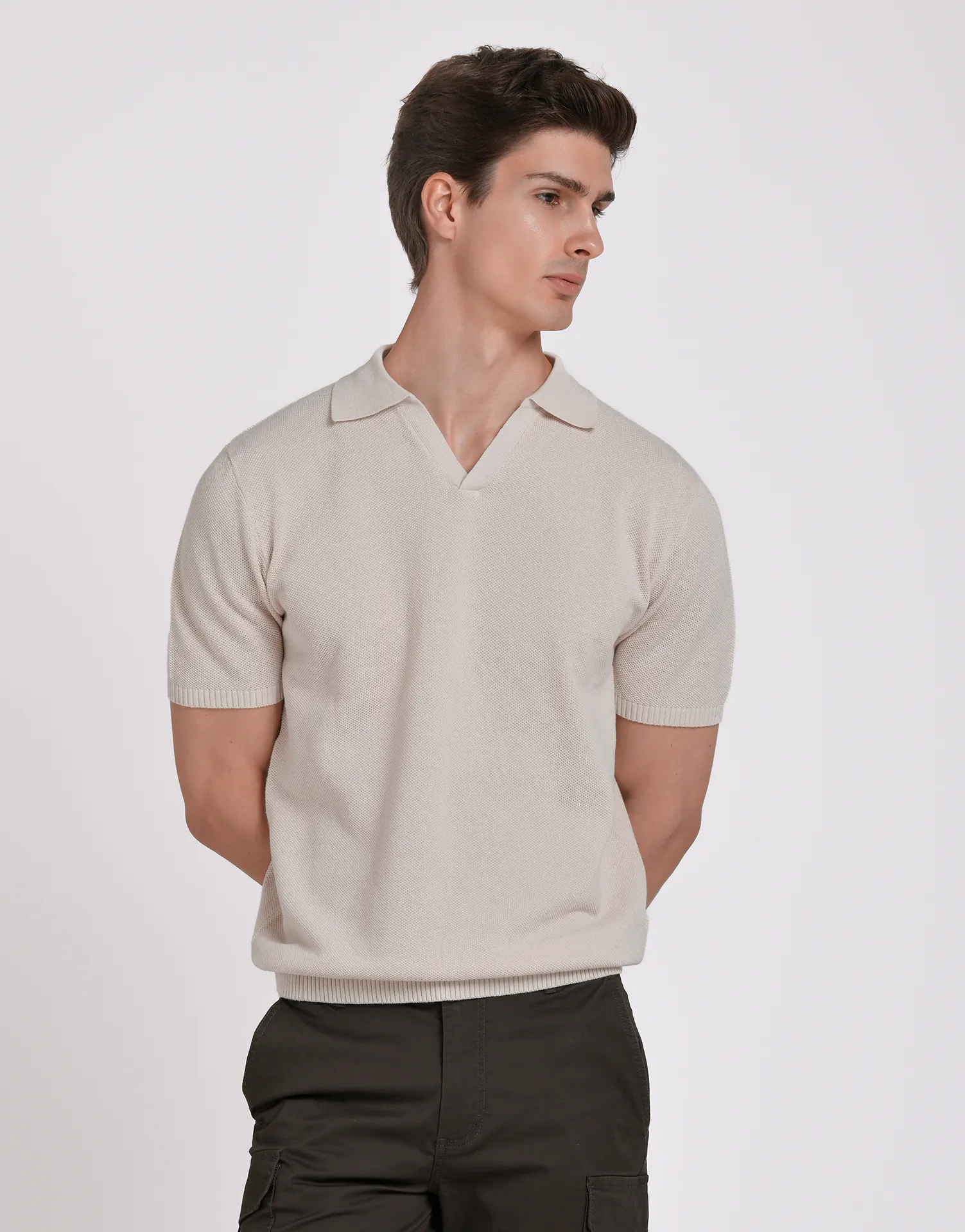 POLO ESTRUCTURA CUELLO V - Image 9