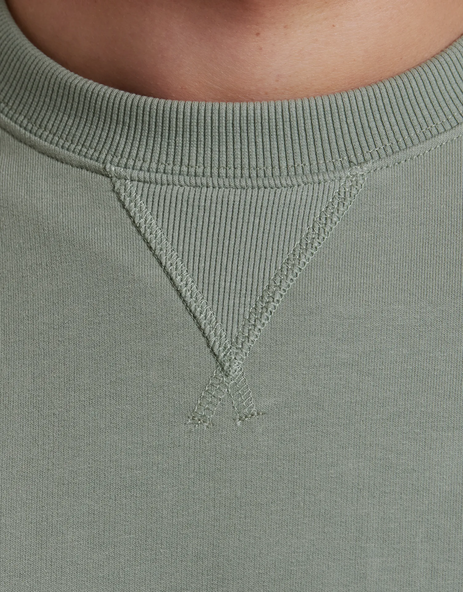 SUDADERA LOGO PERRO ESPALDA - Image 24